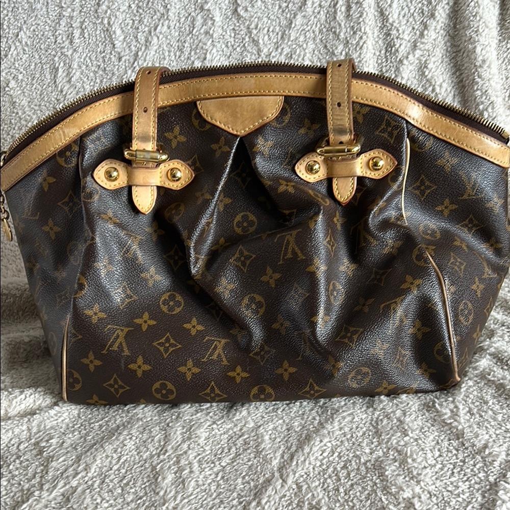 Louis Vuitton Tivoli GM Satchel with Monogram Pattern - Picture 3 of 10